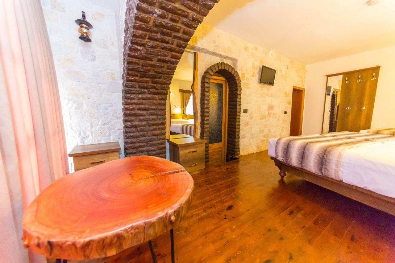 Heraklis Hotel 3*