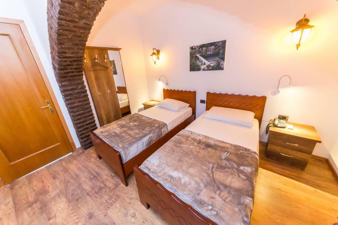 Hotel Heraklis Berat